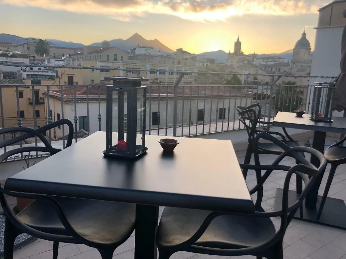 B&B Ohana Palermo 2*,  Włochy